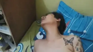 ABG Kacamata Bertato Nafsu Gila Pengen Digoyang Keras poster