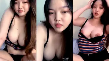 Bokep Indo Moa Chindo Gemoy Uting Pink Toge poster